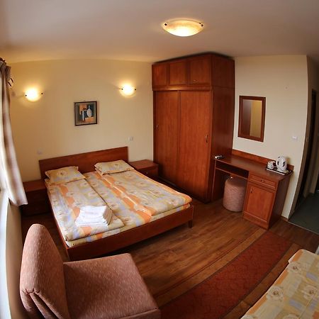 Aurora Guest House Nesebar Eksteriør bilde
